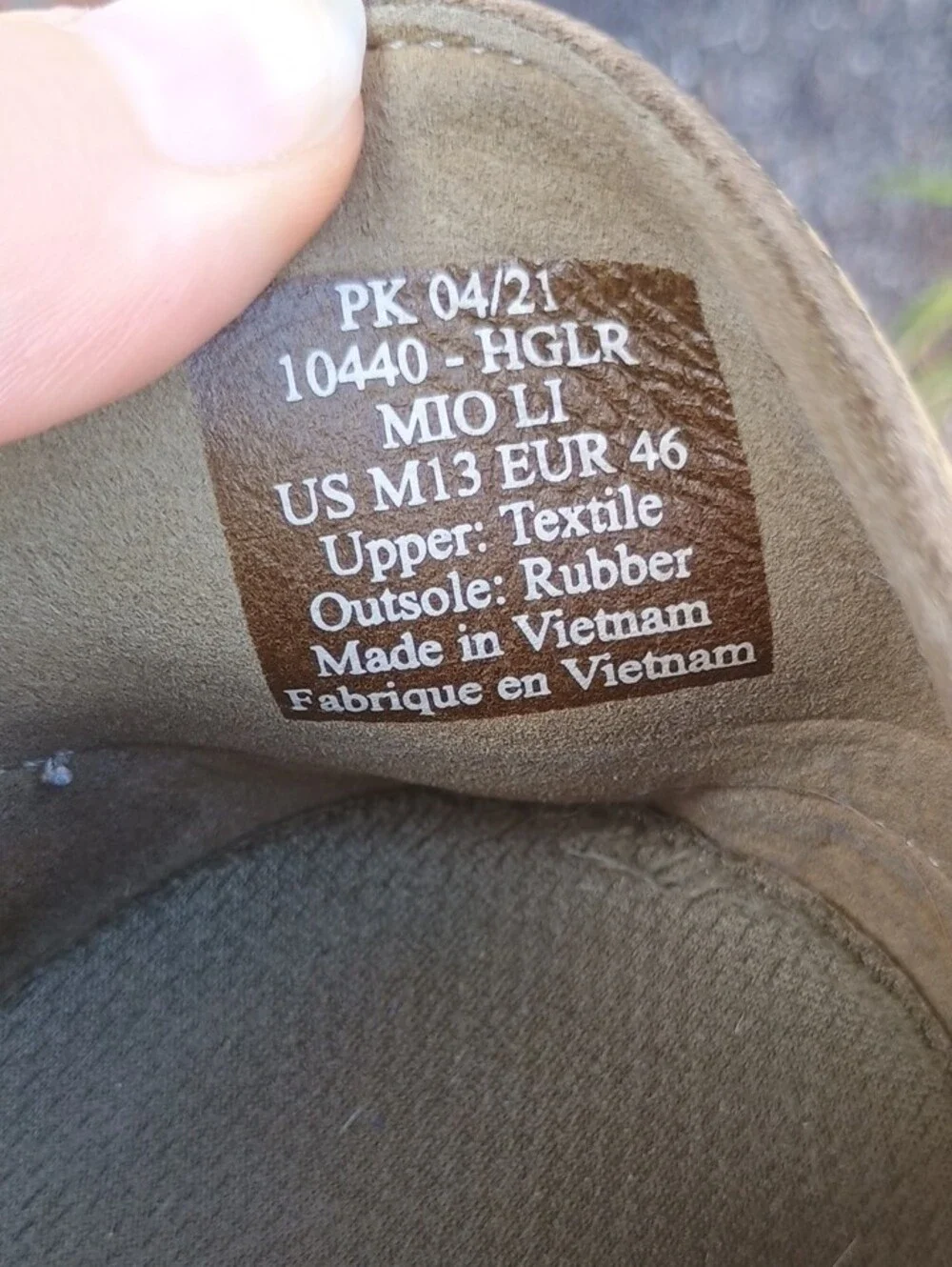OluKai men mio
